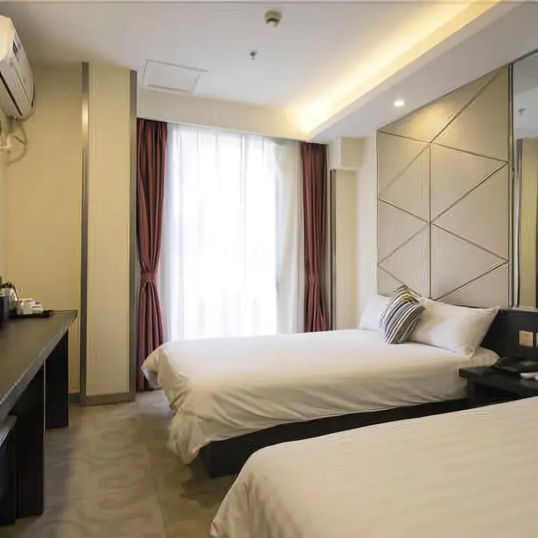 Fast 109 Hotel Chain Shanghai Baoshan Road Metro Station — фото 1