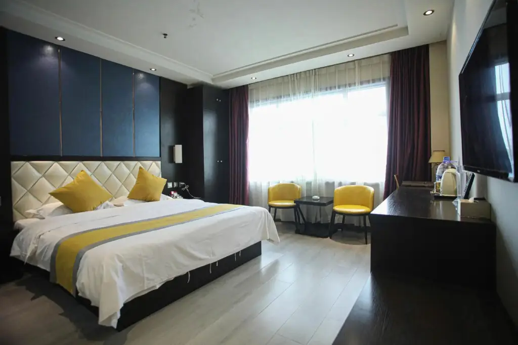 Линьи: Baili Quanji Hotel