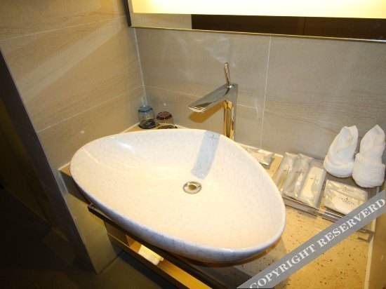Яньтай: Hemei Hotel (Yantai Mountain Binhai Square)