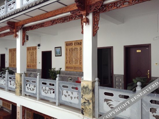 Dali Ruiteng Hotel — фото 1
