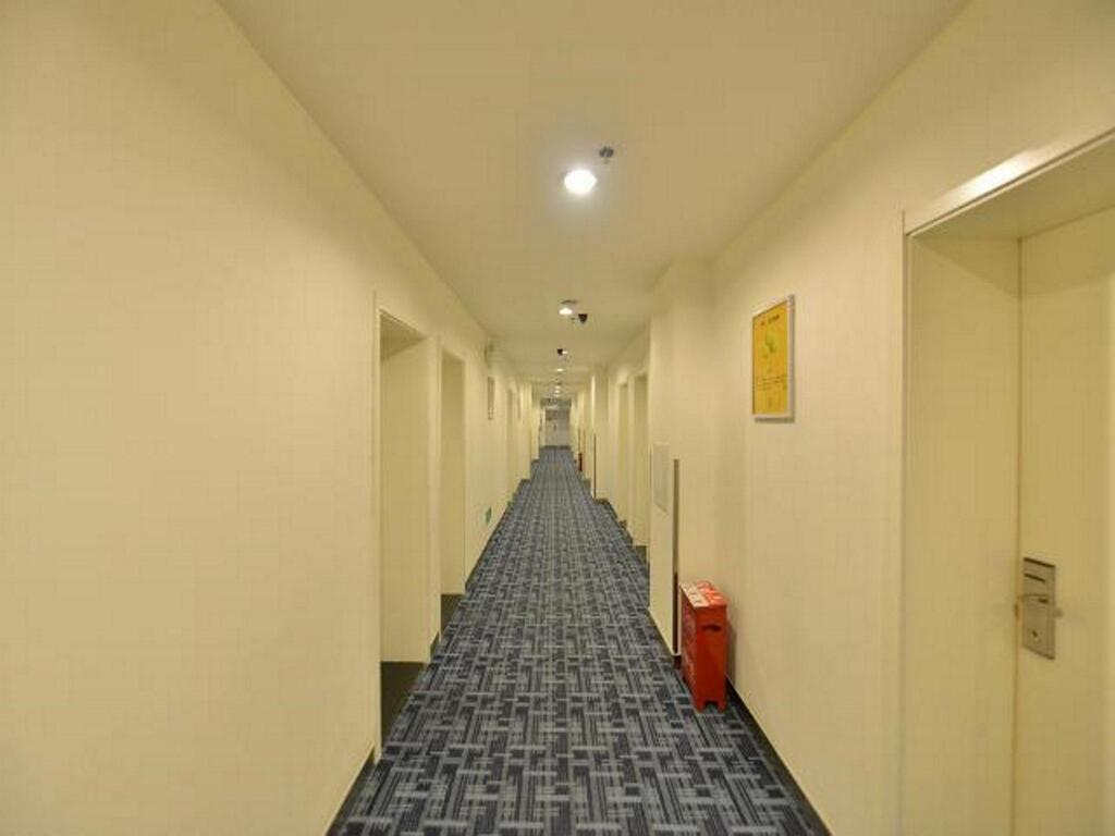 Пекин: 7 Days Inn Beijing Daxing Huangcun Xingzheng Street  Branch