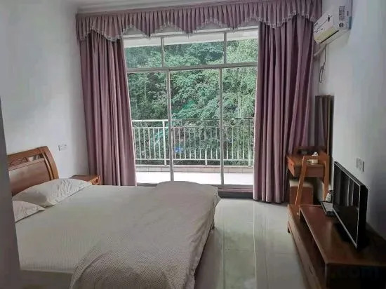 Яншо: Libaitian Hotel