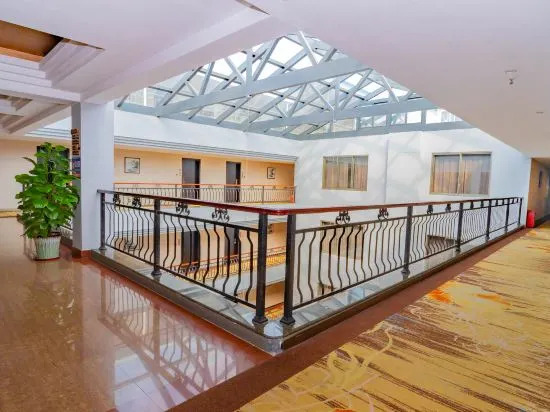 Яншо: Ruiji Xishan Boutique Hotel