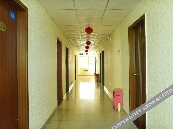 Шэньчжэнь: Yitong Hostel