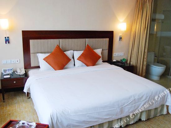 Цзинмэнь: Haiyi Fino Hotel (Swan Lake Branch）
