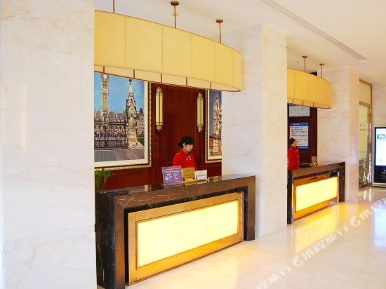 Цзинмэнь: Haiyi Fino Hotel (Swan Lake Branch）