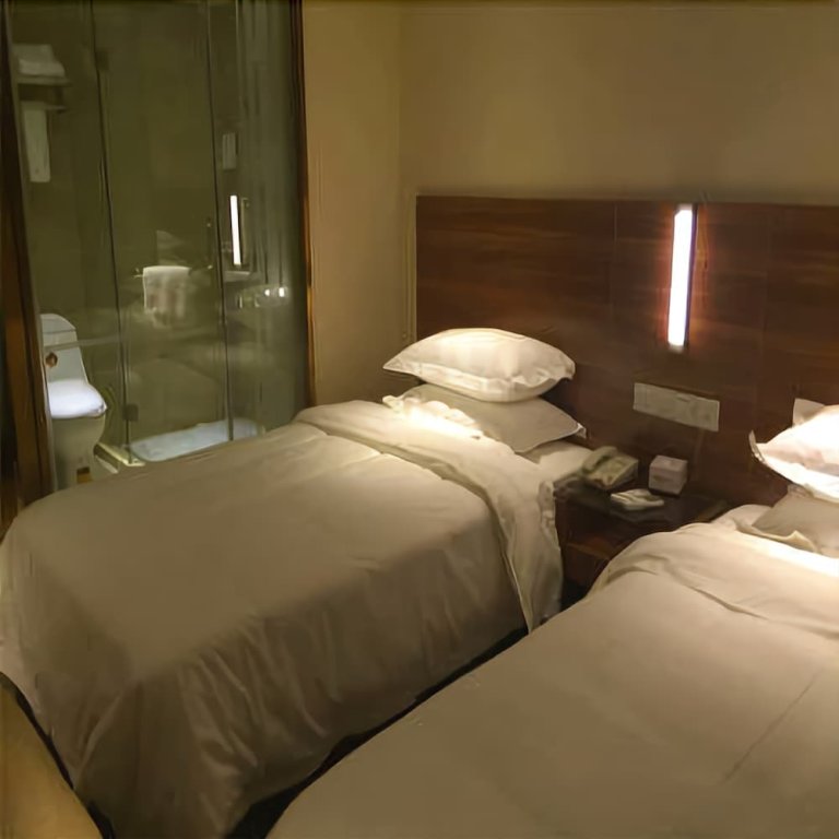 Ухань: Jtour Inn Wuhan Jianghan Road Pedestrian Street