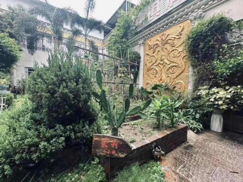 Цзеян: Jieyang Victoria Holiday Business Hotel