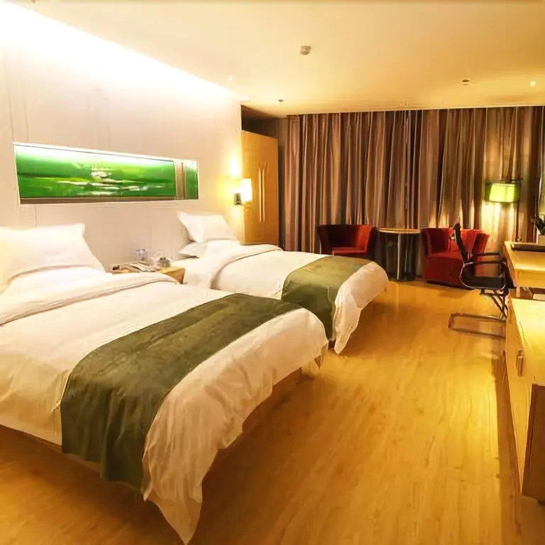 Хэчи: Vienna Hotel Guangxi Hechi Jinchengjiang Baima Street