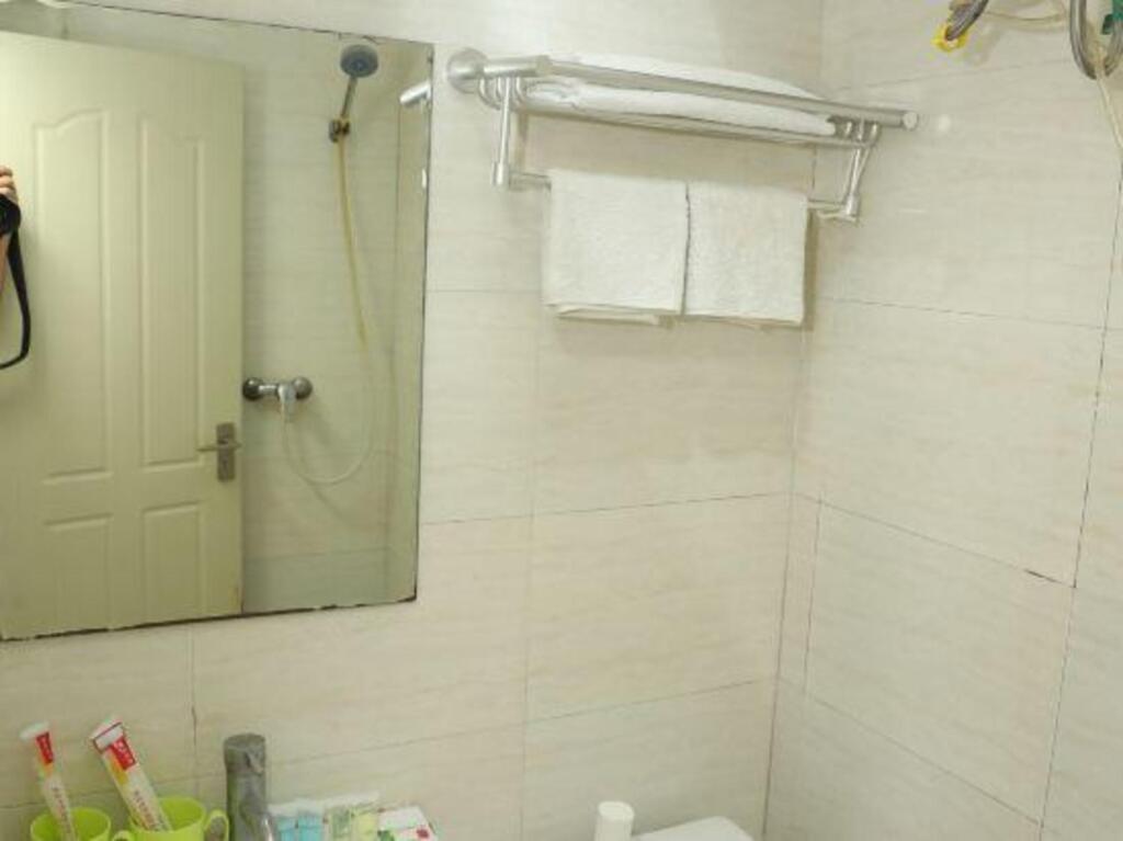Циндао: Youjia Hotel