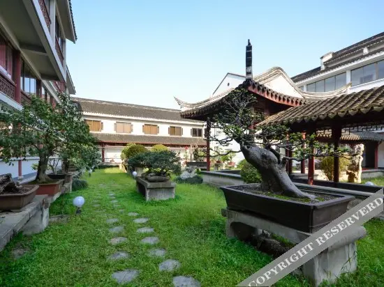 Хучжоу: Floral Hotel ·Xunxi Garden Hotel(Nanxun Ancient Town Branch)