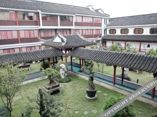 Хучжоу: Floral Hotel ·Xunxi Garden Hotel(Nanxun Ancient Town Branch)
