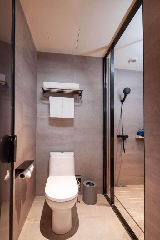 Шанхай: Hanting Hotel (Shanghai New Jinqiao Road)