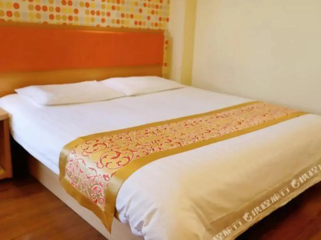 Динси: Homeinn Hotel (Dingxi Jiefang Road Wenxiang Jiayuan)