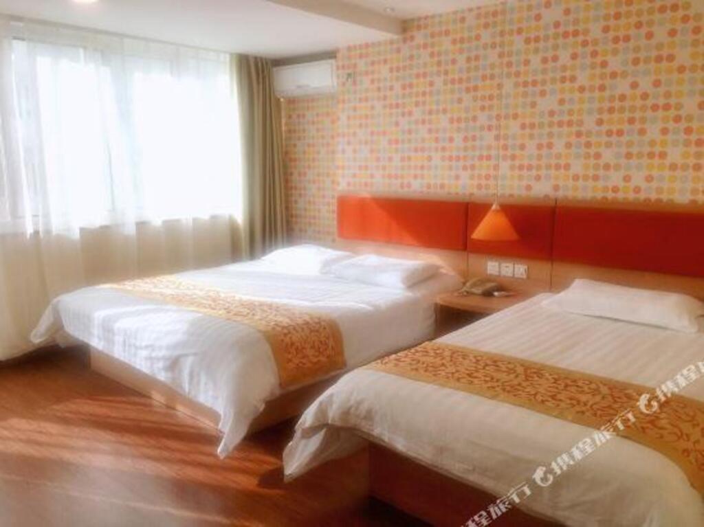 Динси: Homeinn Hotel (Dingxi Jiefang Road Wenxiang Jiayuan)