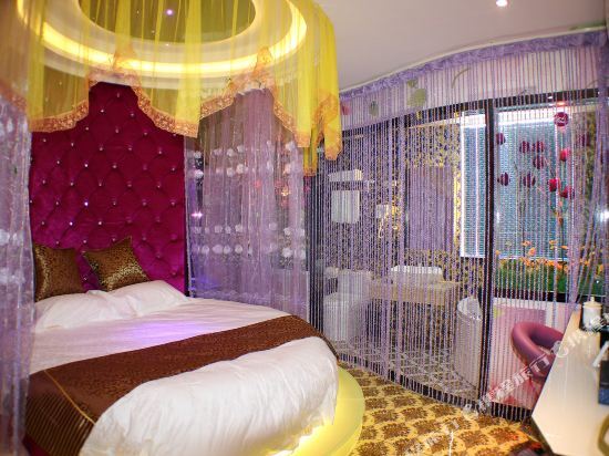 Шанхай: V Tour Hotel