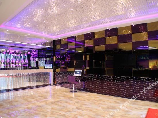 Шанхай: V Tour Hotel