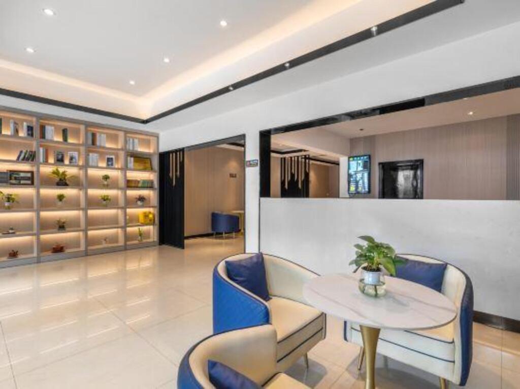 Шанхай: Super 8 Hotel (Shanghai Jinshan City Beach)