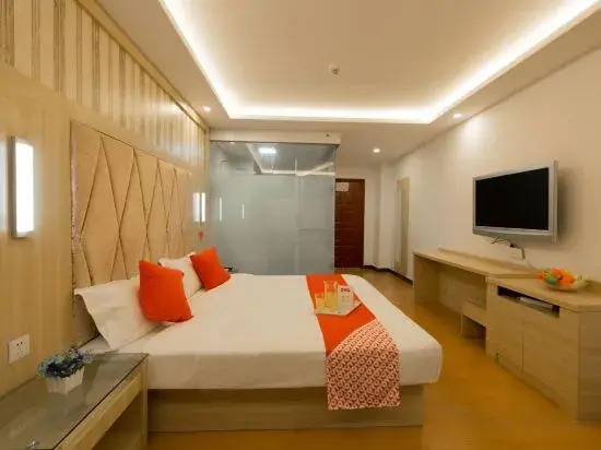 Шэньчжэнь: Huating Lijing Hotel (Pengxin Branch of Shenzhen International Convention and Exhibition Center)