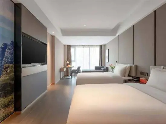 Шэньчжэнь: Huating Lijing Hotel (Pengxin Branch of Shenzhen International Convention and Exhibition Center)