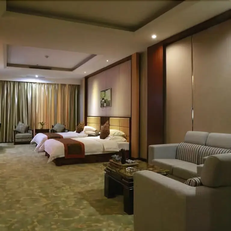 Маоминг: Xincheng International Hotel