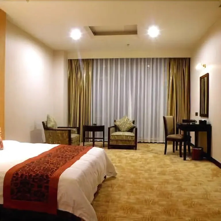 Маоминг: Xincheng International Hotel