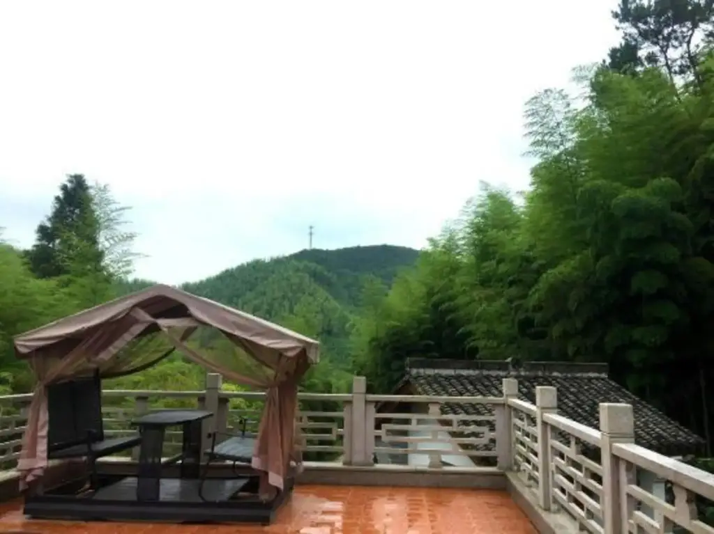 Хучжоу: Yintangxi Hotel