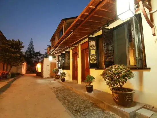 Шанхай: Yiyun Inn (Zhouzhuang Nanhu Gallery)
