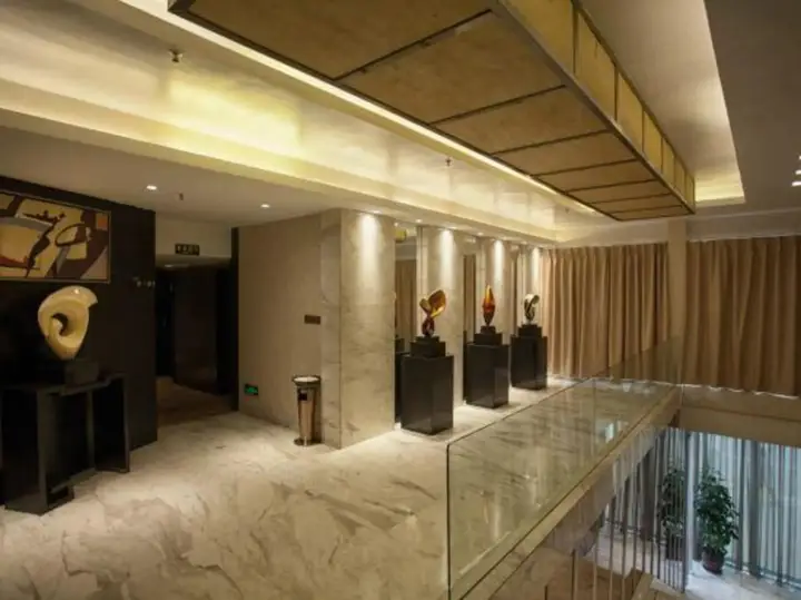 Чэнду: Rong City Four Seasons Hotel, Chengdu