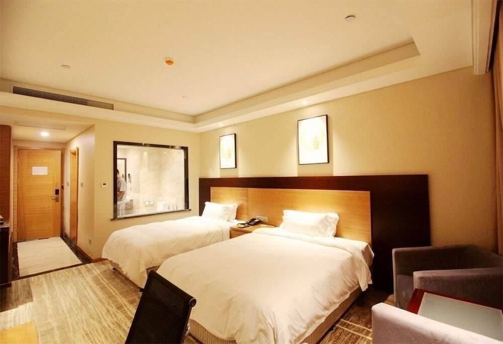 Циндао: Qingdao Airport Fuhua Hotel