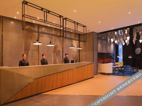 Циндао: Orange Hotel (Qingdao North Railway Station Xinduxin)
