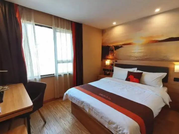 Нинбо: Junyi Chain Hotel (Ningbo Beilun Cinema)