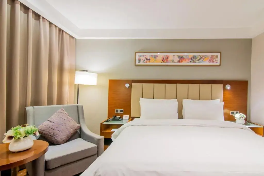 Шанхай: Yitel Hotel (Shanghai Lujiazui Financial District Fangdian Road Subway Station Branch)