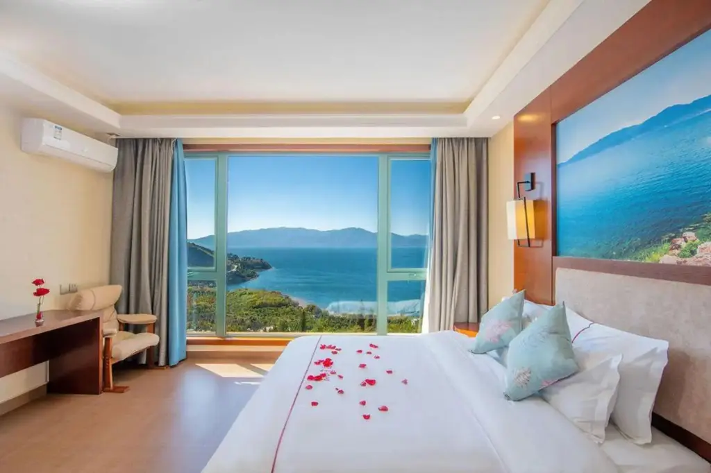 Юйси: Fuxian Lake Rongxi Yuehu Resort Hotel