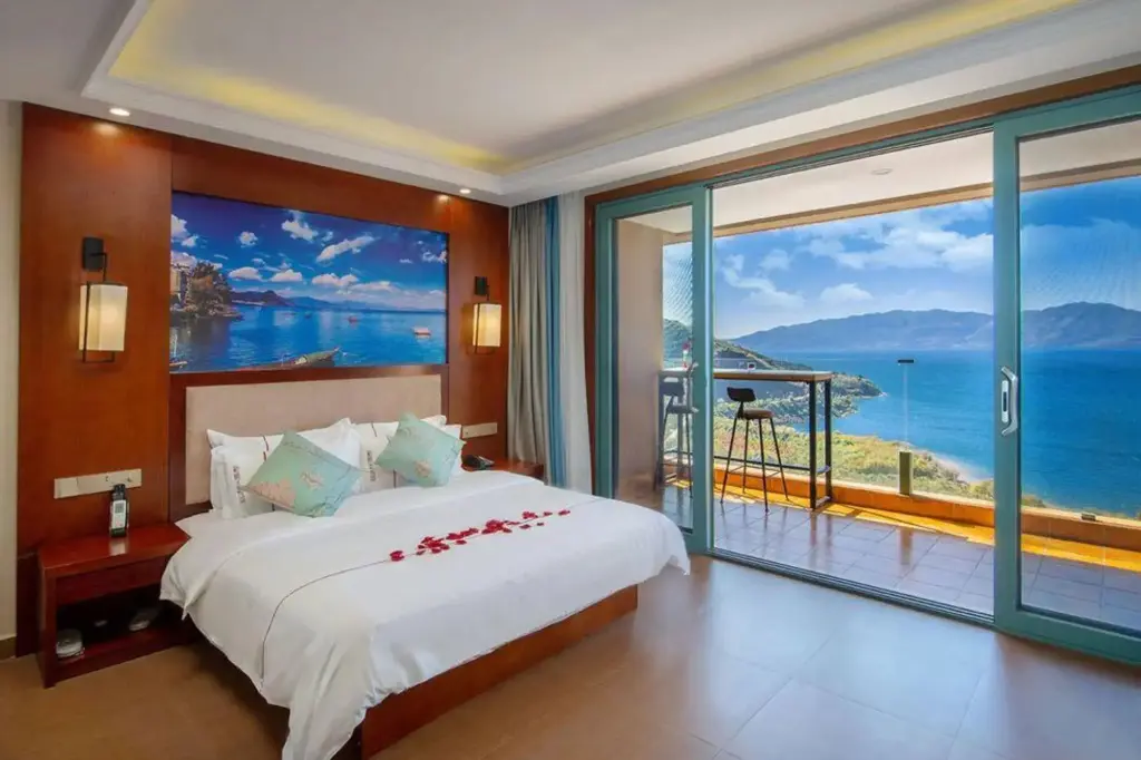 Юйси: Fuxian Lake Rongxi Yuehu Resort Hotel