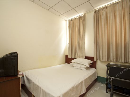Линьи: Linyi Junfu Guest House