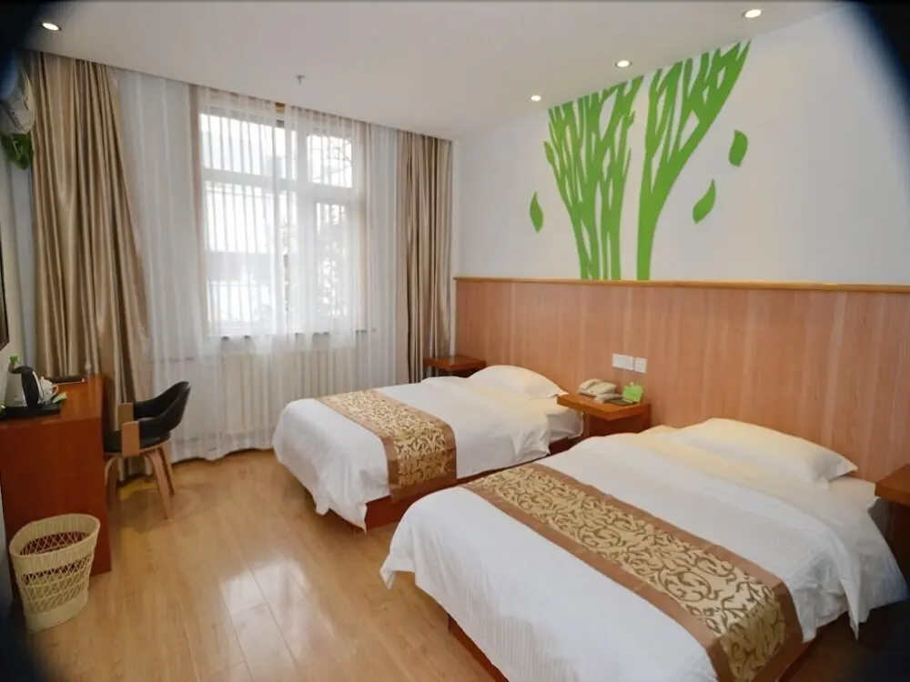 Тяньцзинь: Vatica Tianjin Five Avenues Foreign College Hotel