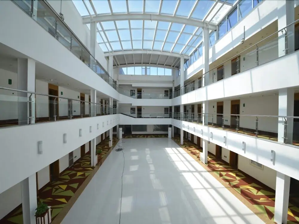 Тяньцзинь: Vatica Tianjin Five Avenues Foreign College Hotel