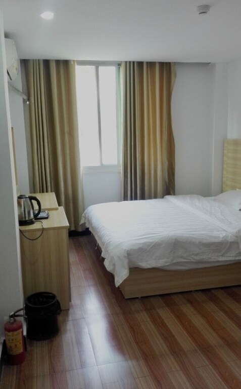 Гуанчжоу: Yimi Hotel Jiangnanxi Station Branch