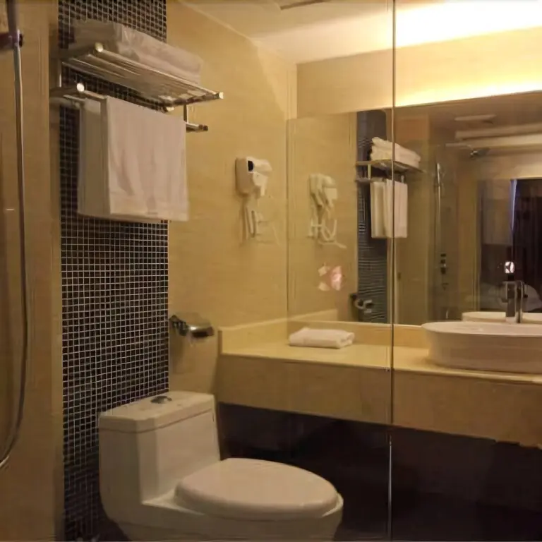 Куньмин: ZhongSheng Hotel (Kunming Dianchi Aegean Shopping Park)