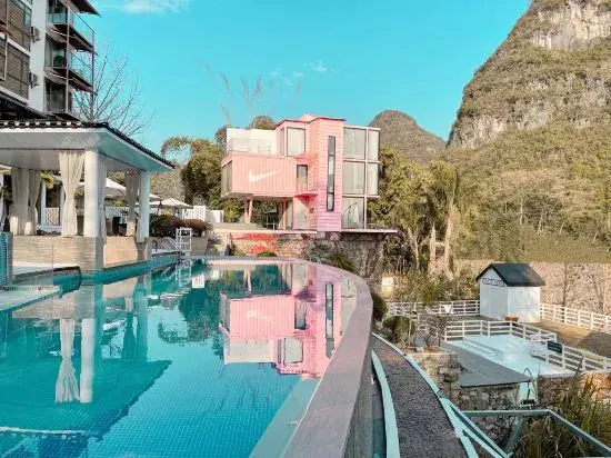 Яншо: Yangshuo shulin listen to rain · Net red ranch hotel