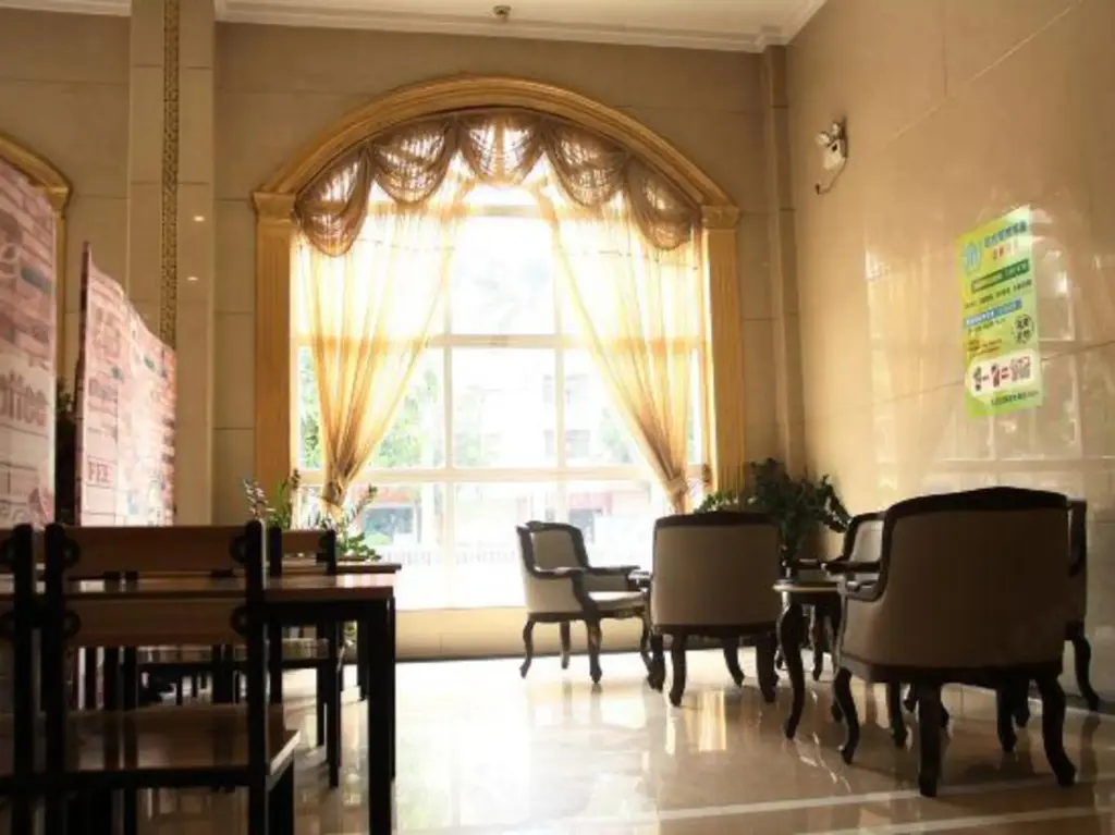 Юйлинь: Kaixuanmen International Hotel