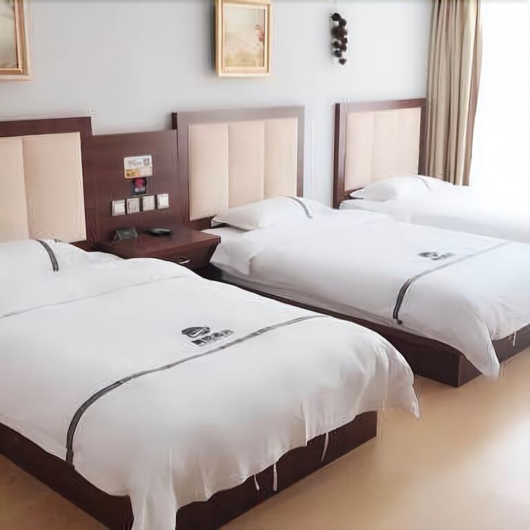Чжанцзякоу: Sunny Hotel