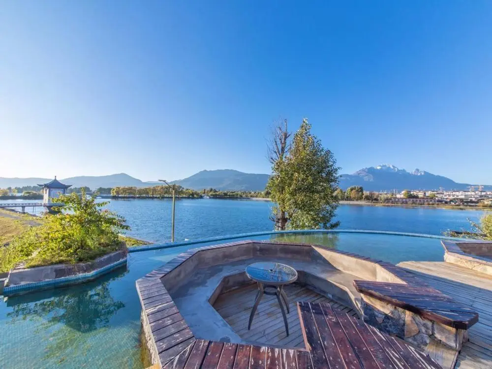 Лицзян: Xianyun Xiyue Boutique Holiday Hotel