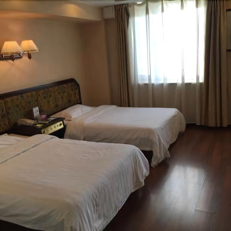 Муданьцзян: Fushun Tiantian Hotel (Mudanjiang High-speed Railway Wanda Branch)
