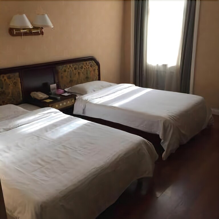 Муданьцзян: Fushun Tiantian Hotel (Mudanjiang High-speed Railway Wanda Branch)