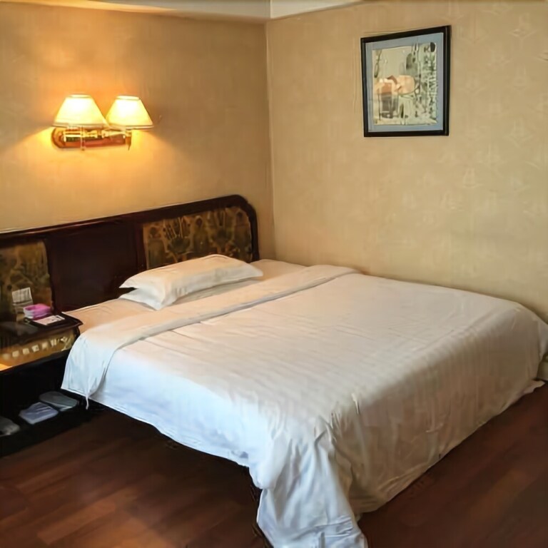 Муданьцзян: Fushun Tiantian Hotel (Mudanjiang High-speed Railway Wanda Branch)