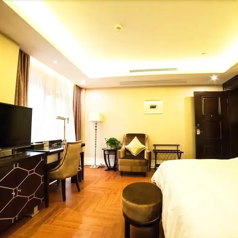 Наньчан: TOWO Shangpin Hotel (Nanchang Railway Station Normal University Qingshan Lake Campus Branch)