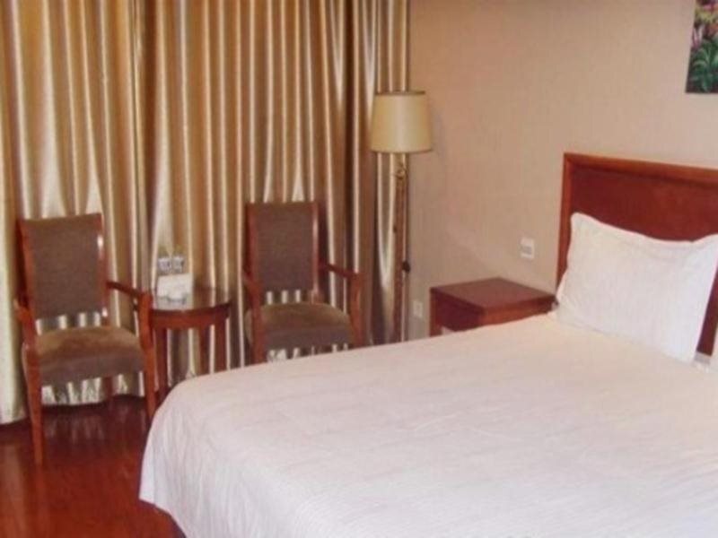 Нанкин: Green Tree Inn Nanjing South Daqiao Road Jinying Hotel