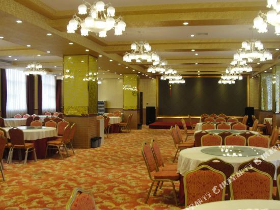 Wangchao Hotel Qichun — фото 1